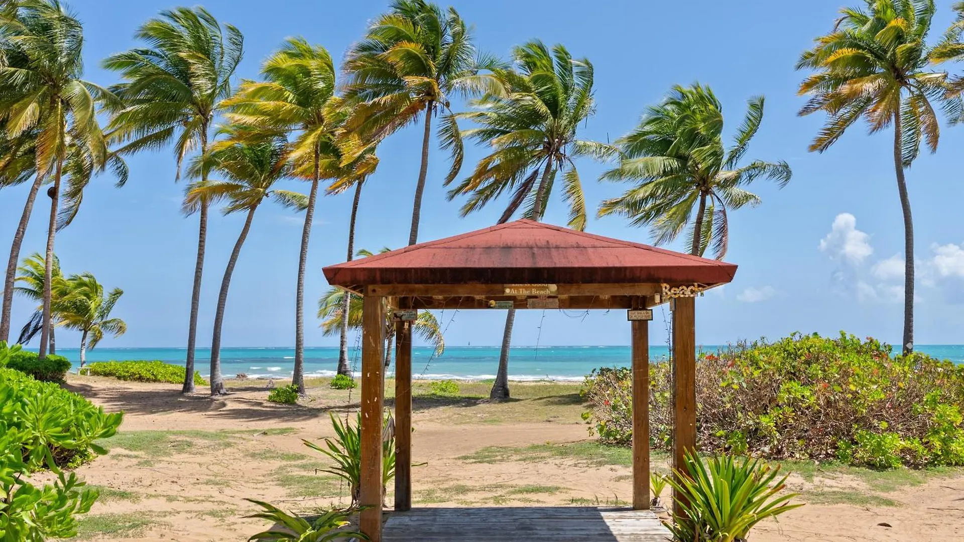 Playas Del Yunque Resort Condo Pools And Beach Access Río Grande